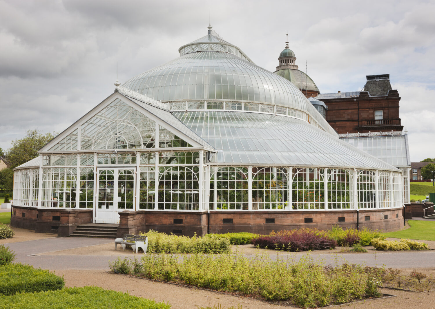 GROWING PANES: A short history of the glasshouse – our third Winter lecture